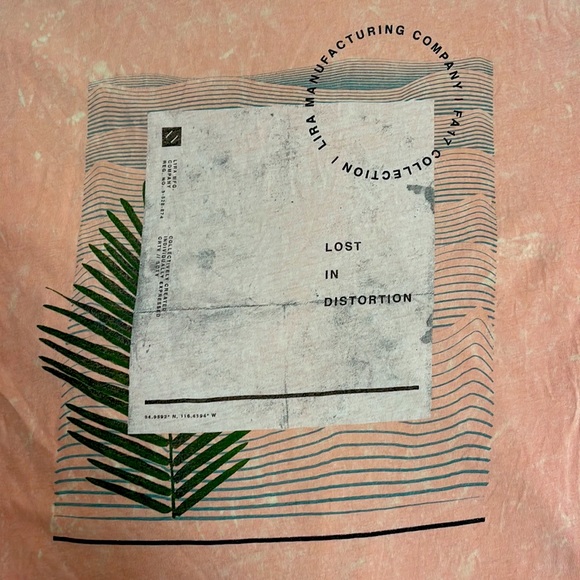 LIRA medium pink T-Shirt - Picture 2 of 4